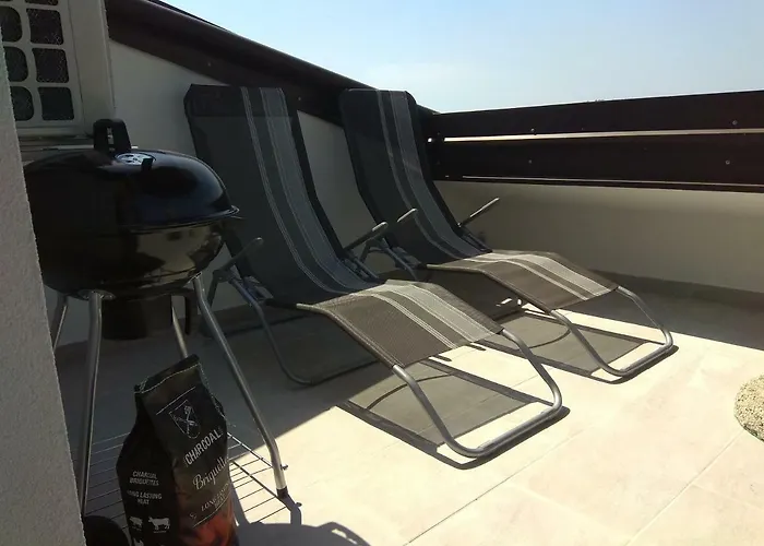 Апартаменты Lorber House Stinjan